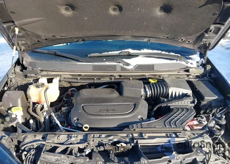 2020 Chrysler Voyager Lxi из США, поврежденный, VIN 2C4RC1DG9LR172002